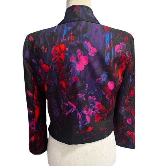 Bebe Watercolor Floral Cropped Open Front Tuxedo Blazer (Size M) - Picture 4 of 7